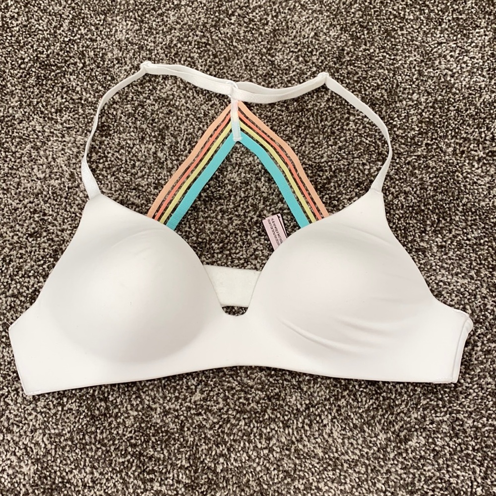 victoria’s secret bra size 34A/A75